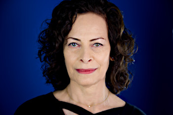 Annette Fox