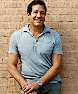 Steve Guttenberg