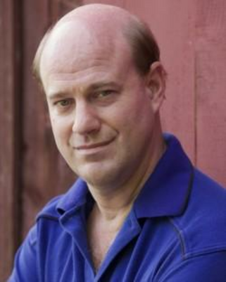 headshot Bruce Barton