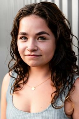 headshot Kate Giffin